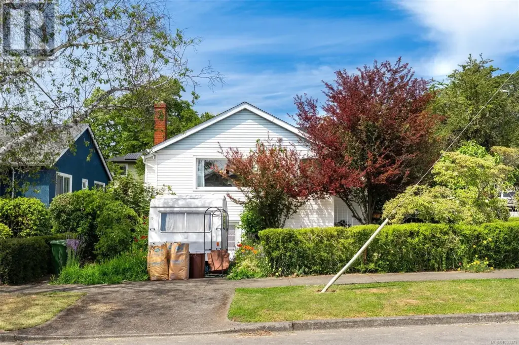 1170 Vista Hts Victoria, British Columbia V8Y2G6 MLS® Number: 1003373  Get Qualified for a Mortgage    2 Bedrooms     1 Bathrooms     1975 Square Feet