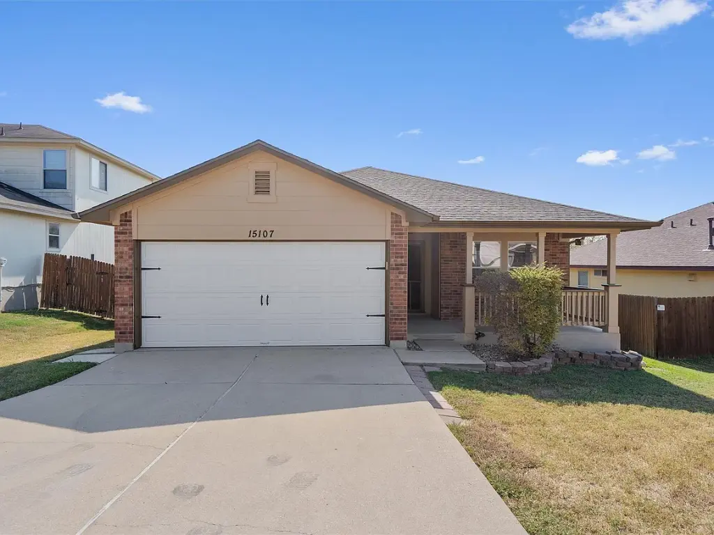 3 bd2 ba1,326 sqft  15107 Chamberlain Ct austin, TX 78724