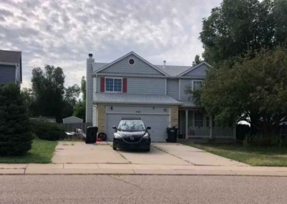 3beds  3baths  1,992sqft  11,335sqft lot  886 Daffodil St, Fountain, CO 80817