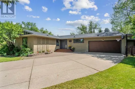 Home >  AB >  Calgary >  508 Oakhill Place SW  days on remax.ca 3 bed  3 bath 1,670 sqft House 508 OAKHILL PLACE SW, CALGARY, AB T2V3X7