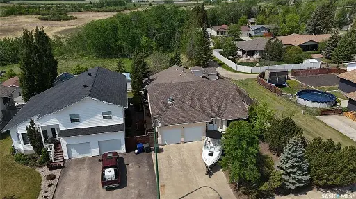 616 3rd STREET E, Spiritwood, SK S0J 2M0 4 beds 3 baths 2,146 sqft