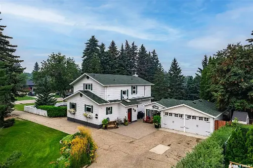 1114 Lancaster BOULEVARD, Saskatoon, SK S7M 3V5 5 beds 4 baths 1,948 sqft