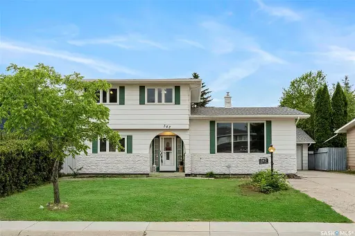 342 Anderson CRESCENT, Saskatoon, SK S7H 4A3 5 beds 3 baths 1,944 sqft
