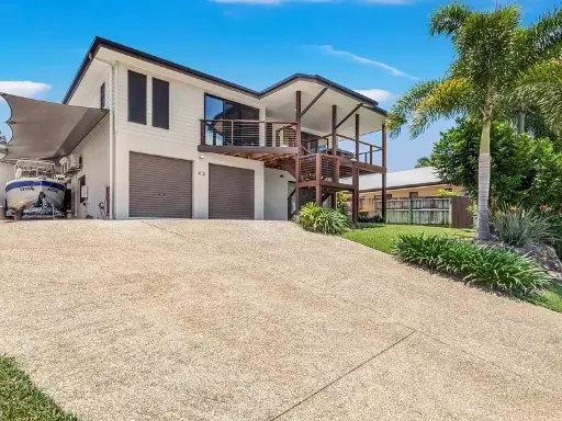 42 Parker Road, Cannonvale, Qld 4802   4  3  4  661m²  • House