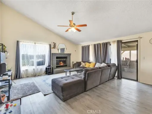 $276,888 21690 Everett Dr, California City, CA 93505 3 beds  2 baths 1,907 sqft