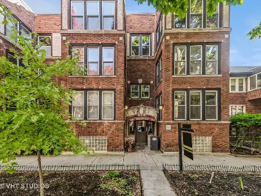 5209 S Ingleside Ave #2, Chicago, IL 60615 3 beds  2 baths 1,506