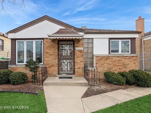 4000 E 134th St TRAILER 9, Chicago, IL 60633 3 beds  2 baths -- sqft