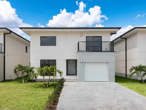 1380 NW 2nd St, Florida City, FL 33034 5 beds  3 baths -- sqft